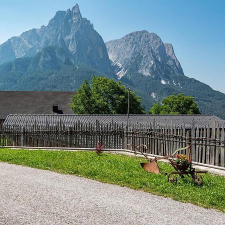 Schildberghof Panorama Apartment Сиуси Екстериор снимка