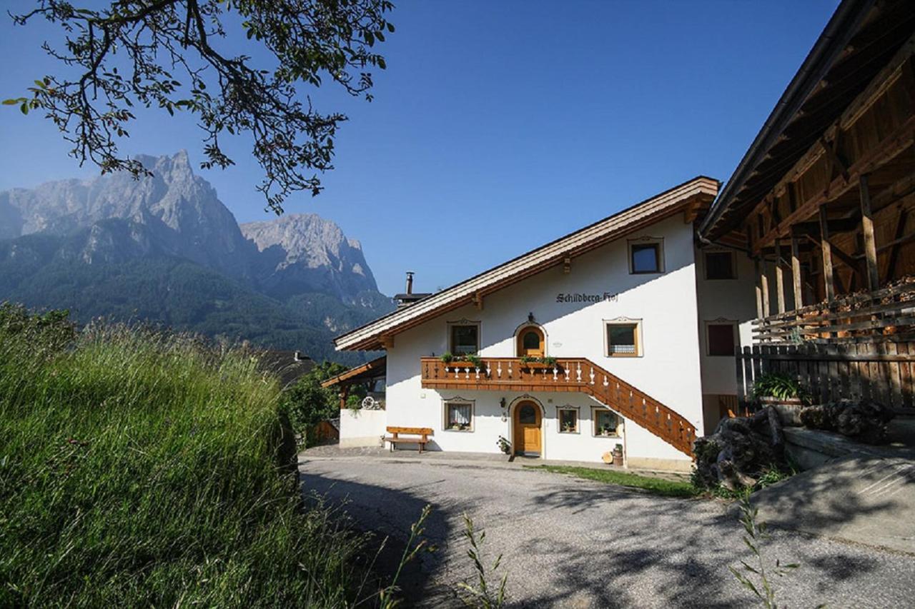Schildberghof Panorama Apartment Сиуси Екстериор снимка