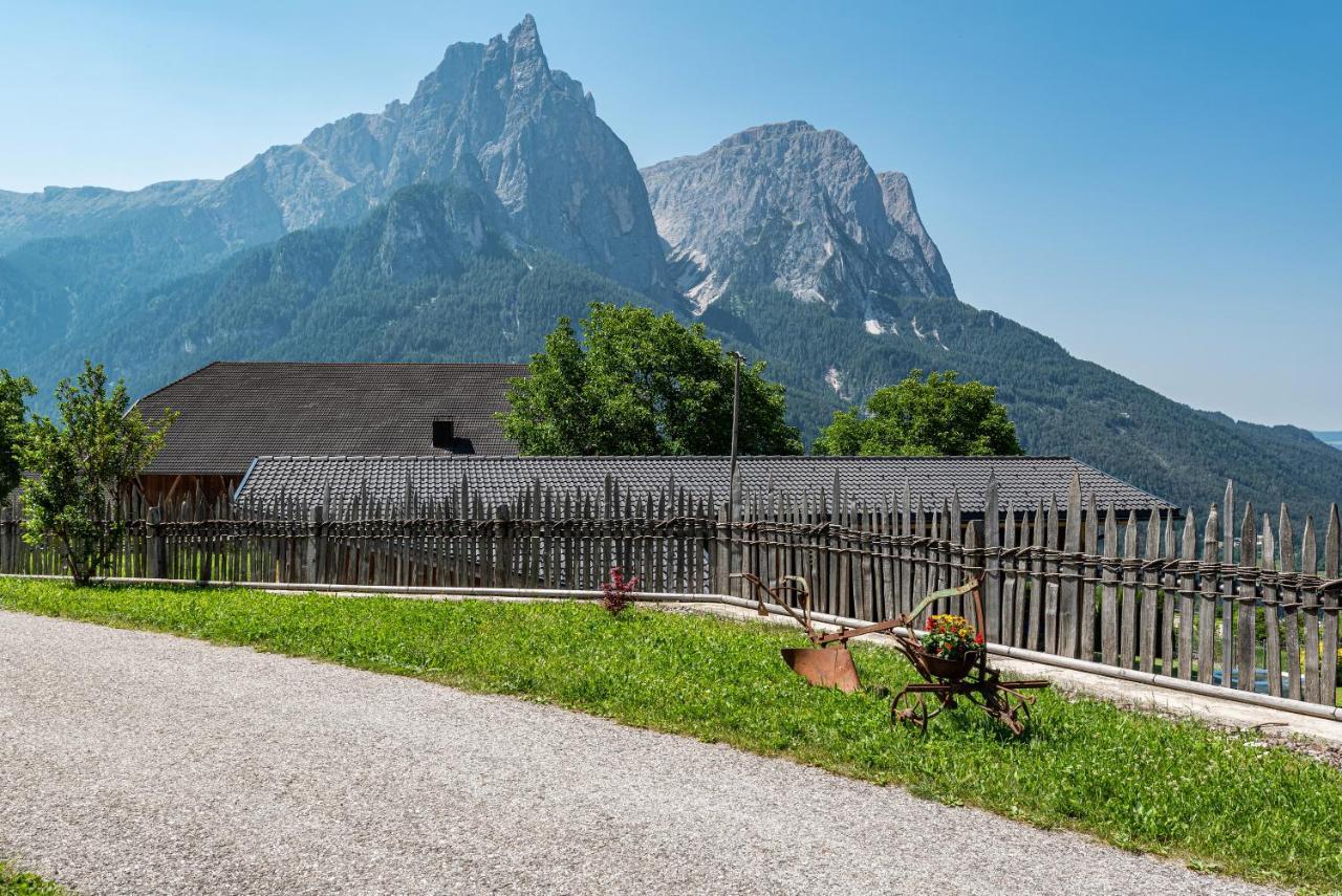 Schildberghof Panorama Apartment Сиуси Екстериор снимка