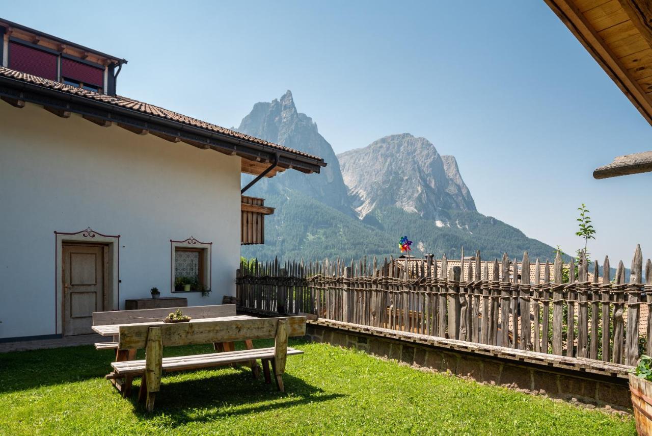 Schildberghof Panorama Apartment Сиуси Екстериор снимка