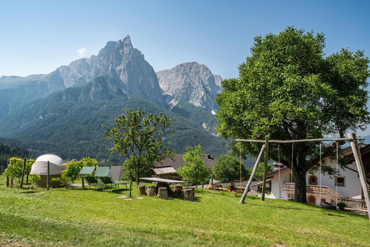 Schildberghof Panorama Apartment Сиуси Екстериор снимка
