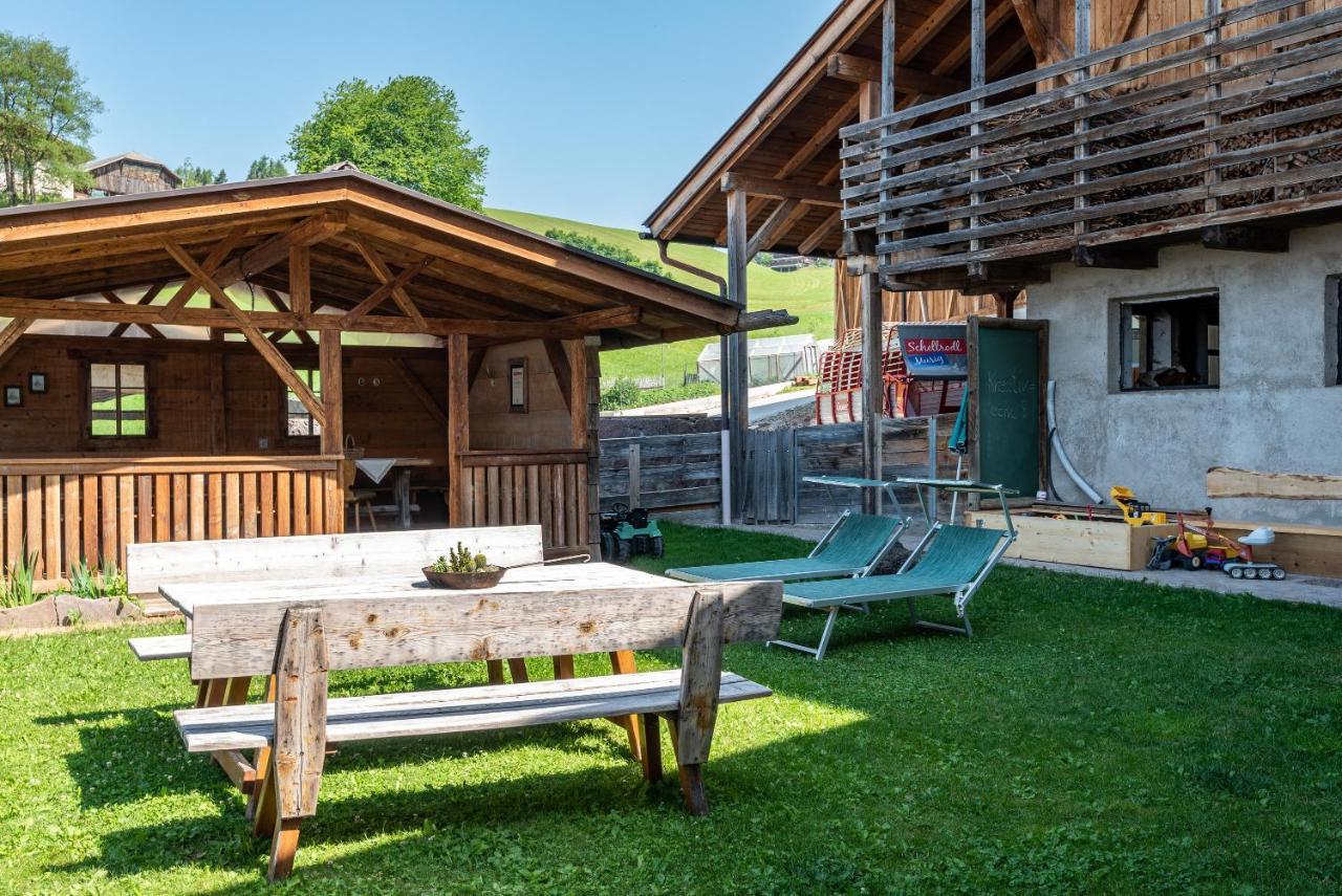 Schildberghof Panorama Apartment Сиуси Екстериор снимка